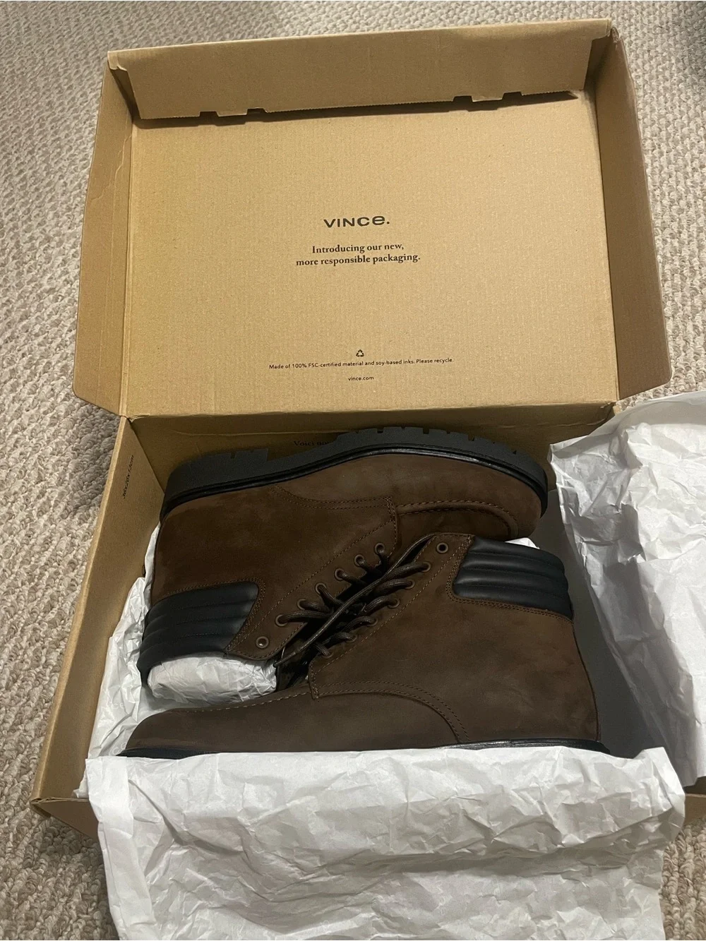 NWT VINCE Men's Leonard Lug-Sole Boots